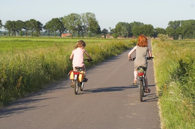 Illustratie bij: Waarom Nederlandse kinderen de gelukkigste van de wereld zijn