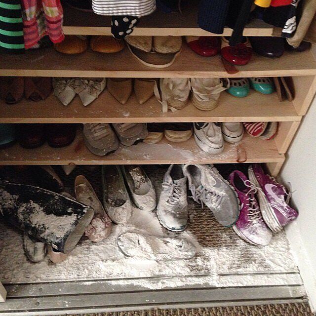 kid-who-thought-shoe-closet-needed-more-flour