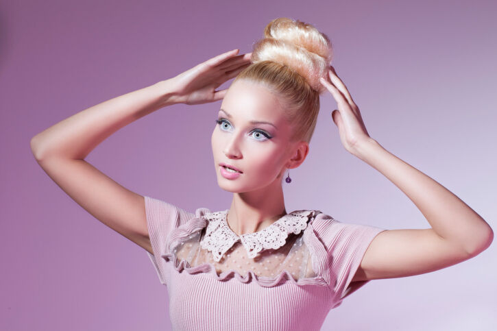 Illustratie bij: Is Barbie nu ein-de-lijk een feminist geworden?