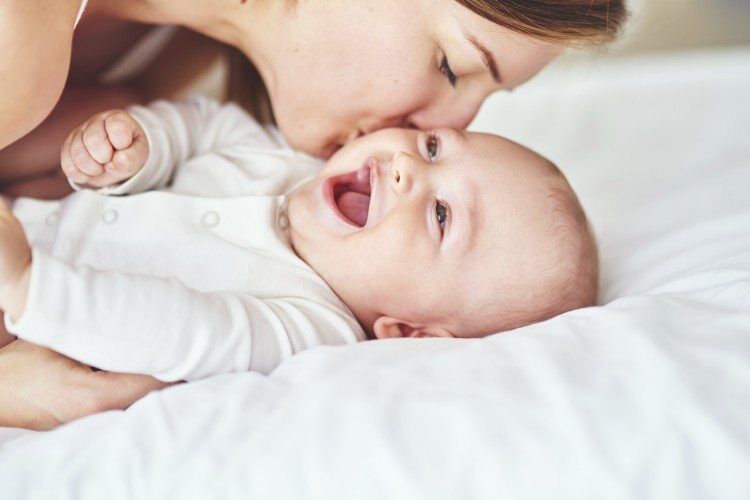 16 kneuterige dingen die je doet als je een pasgeboren baby hebt