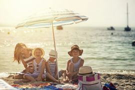 Waarom vakantie met kleine kinderen heul ontspannen is