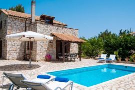 Heerlijke herfstvakantietip: pak nog even wat zon in deze villas op Zakynthos