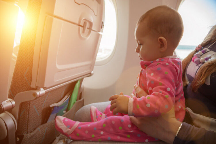 Illustratie bij: In de categorie ‘doe dit vooral niet!’ – vliegen met een 11 maanden oude baby