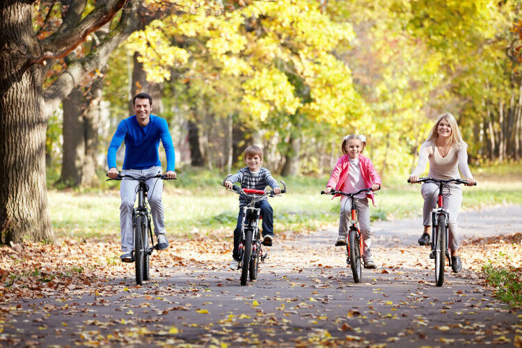 Illustratie bij: Fietsen en vakantie: Hoe houd je de fietsvakantie leuk voor kinderen?