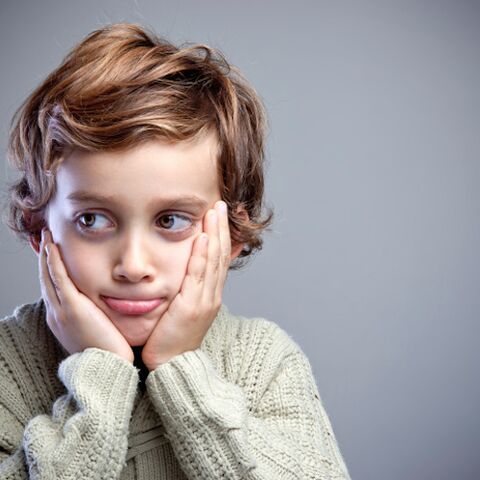Illustratie bij: Is je kind verlegen? 7 tips om hiermee om te gaan!
