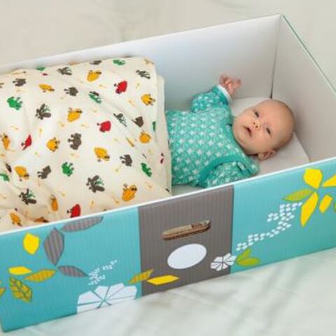 Illustratie bij: Stop je baby in een doos! Dat is pas veilig slapen!