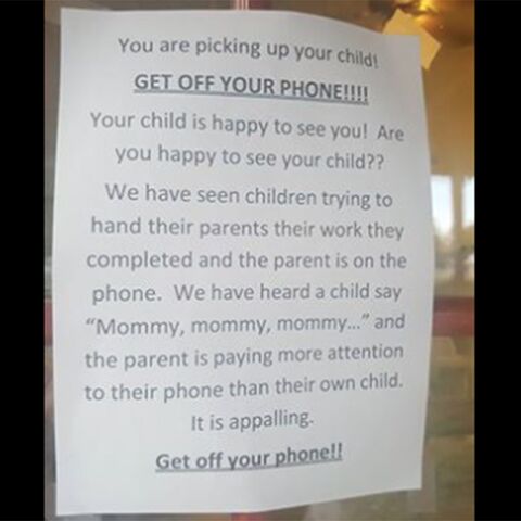 Illustratie bij: Bericht van crèche aan ouders gaat compleet viraal: “doe je telefoon weg!”