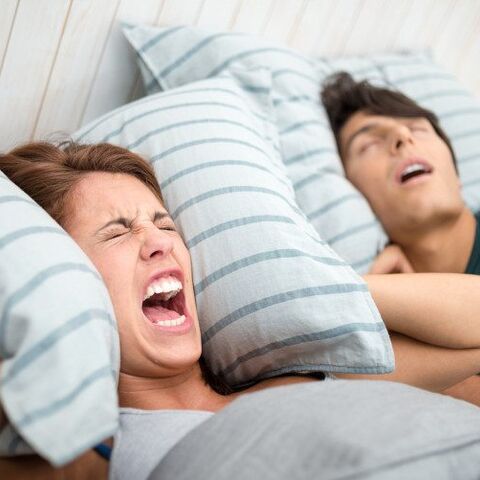 Illustratie bij: Waarom je met slecht slapende kinderen echt geen snurkende partner kunt hebben