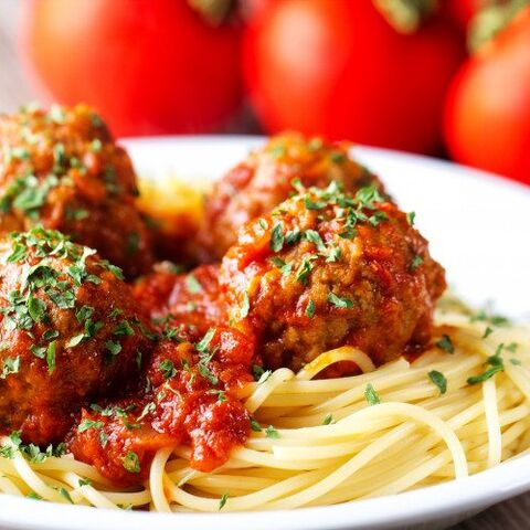 Illustratie bij: Mmm…. Vanavond eten we spaghetti met zelfgemaakte Italiaanse gehaktballen