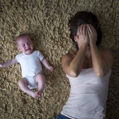 Illustratie bij: Hoopgevend nieuws: medicijn tegen postnatale depressie lijkt dichtbij!