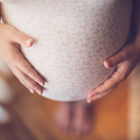 Klaar met die zwangerschap? 6 Manieren om die bevalling eindelijk te laten beginnen