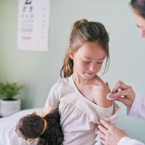 Illustratie bij: Wanhopige moeder van dochter met kanker roept alle ouders op hun kinderen te vaccineren