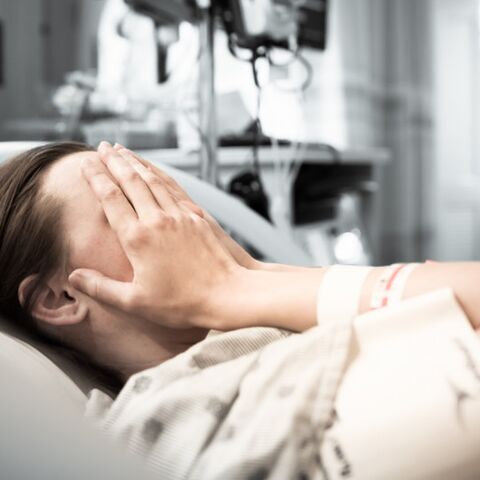 Illustratie bij: Annemieke is in shock – Hoe doen vrouwen dat, bevallen zonder pijnbestrijding?