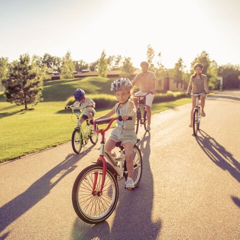 Illustratie bij: Fietsen: Handige tips om je kind te leren fietsen