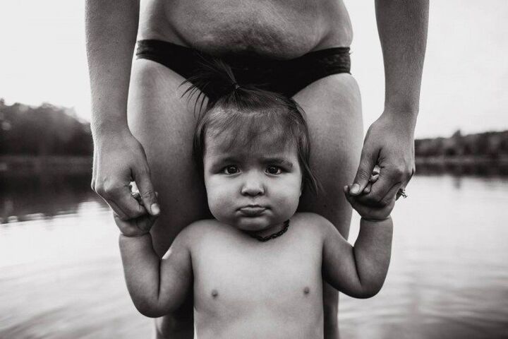 Mooi: deze fotoserie laat zien hoe moeders er écht uitzien na hun bevalling