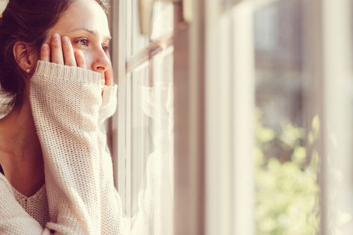 12 momenten waarop je je als moeder eenzaam voelt
