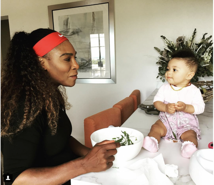 Hoe Serena Williams de eerste stapjes van haar dochter miste (en Twitter haar te hulp schoot)