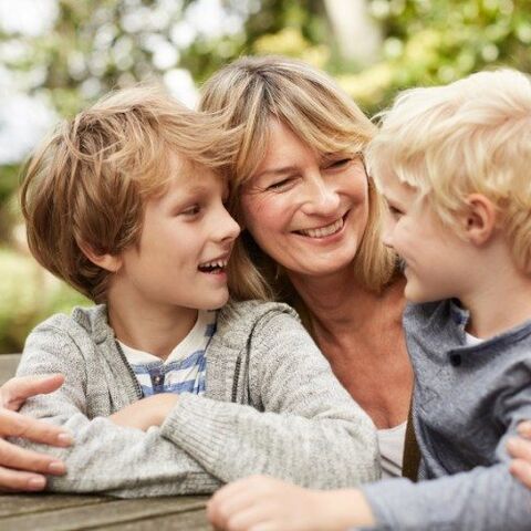 Illustratie bij: Suus: “Mama bedankt! Dat mijn bedrijf goed loopt, komt door jou.”