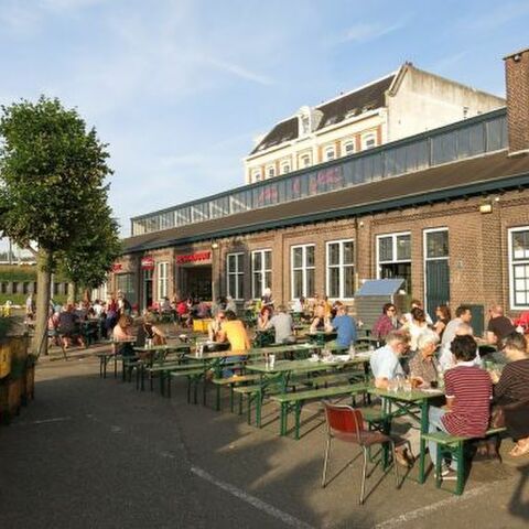 Illustratie bij: Uiteten met de kinderen: pizza en biefstuk bij Rosa & Rita