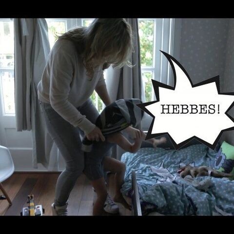 Illustratie bij: VIDEO: Hoe kleed je een peuter aan?