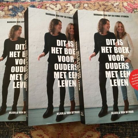 Illustratie bij: Hoera! Gloednieuwe uitgave DIT IS HET BOEK VOOR OUDERS MET EEN LEVEN!!