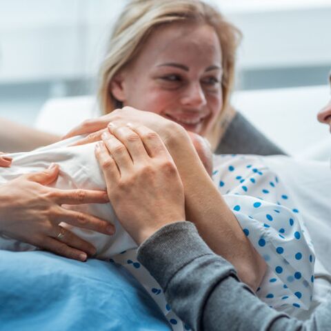 Illustratie bij: ‘Ik was kraamverzorgster, maar toen ik moeder werd, was ik zo onzeker’