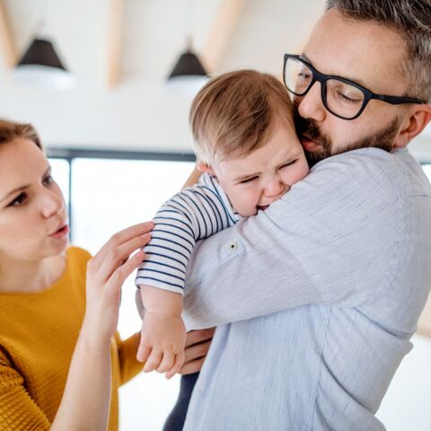 Illustratie bij: Nee, papa is niet de oppas. Waarom gedraagt hij zich dan zo?