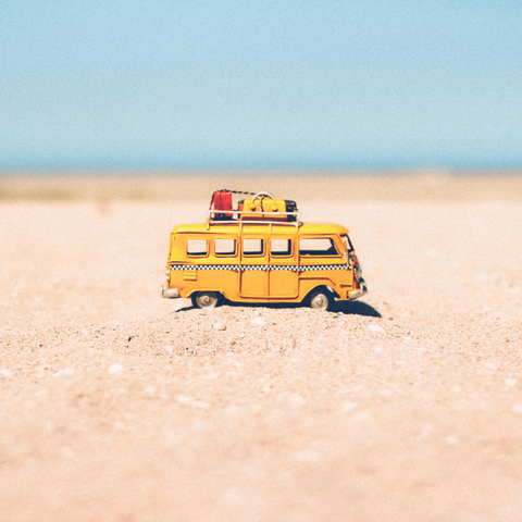 Illustratie bij: Vakantie met een puber: hoe overleef je dat zonder iedereen achter te laten op een tankstation?
