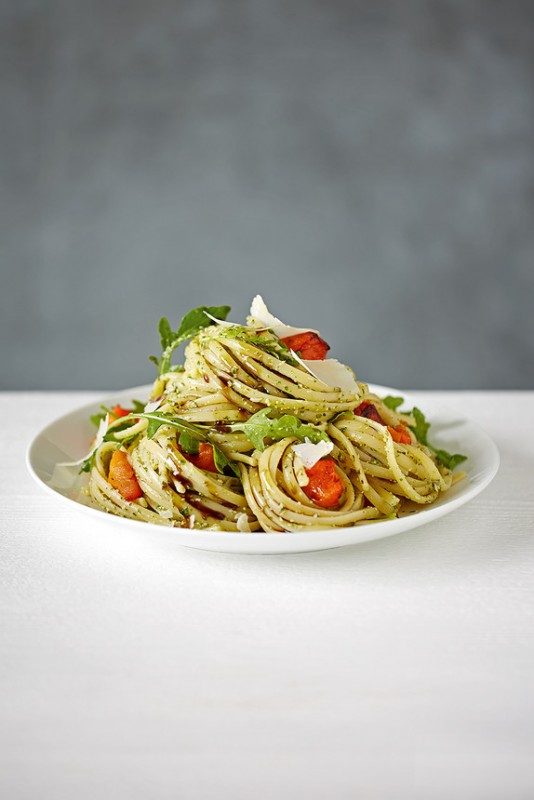 Illustratie bij: Supermakkelijke pompoen-pesto-pasta
