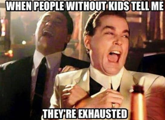 Illustratie bij: Hahaha! Handen omhoog als je deze memes over het ouderschap herkent