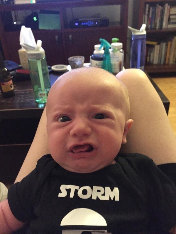 Illustratie bij: Hilarisch en superschattig: de gekke bekken van een baby