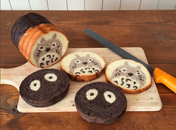 Deze moeder bakt brood waar kinderen dol op zullen zijn (toch iets beter je best doen??)