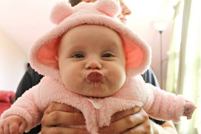 Illustratie bij: Hilarisch! Check de gezichtsuitdrukkingen van poepende baby’s!