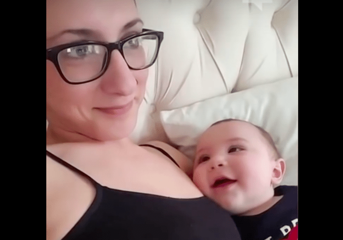 Opgepast! Na het zien van deze zoete video wil je zeker nog een baby